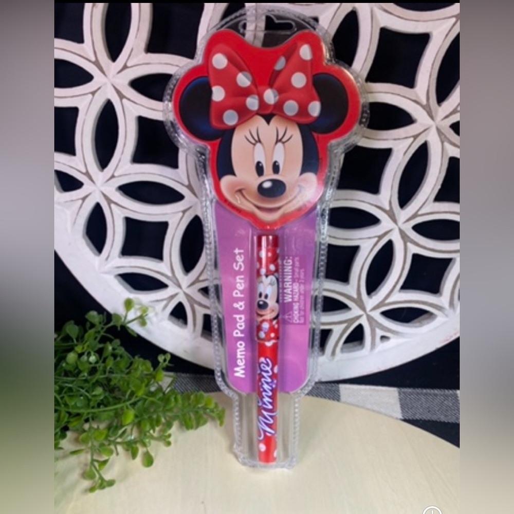 New Minnie Mouse Memo Pad & Pen‎ Set